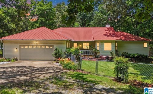 House in Centre, Alabama, United States 1