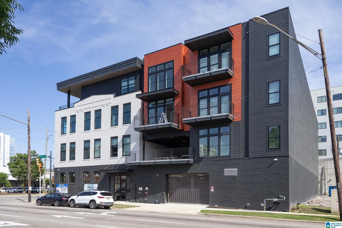 Condo in Birmingham, Alabama, United States 1 - 18400936