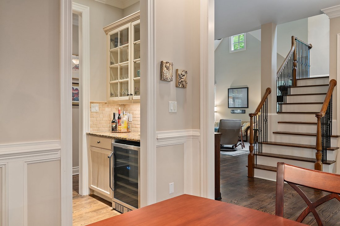House in Candler, North Carolina, United States 5 - 18400800