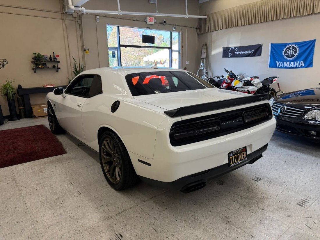 Coupe in Martinez, CA, United States 5 - 18400707