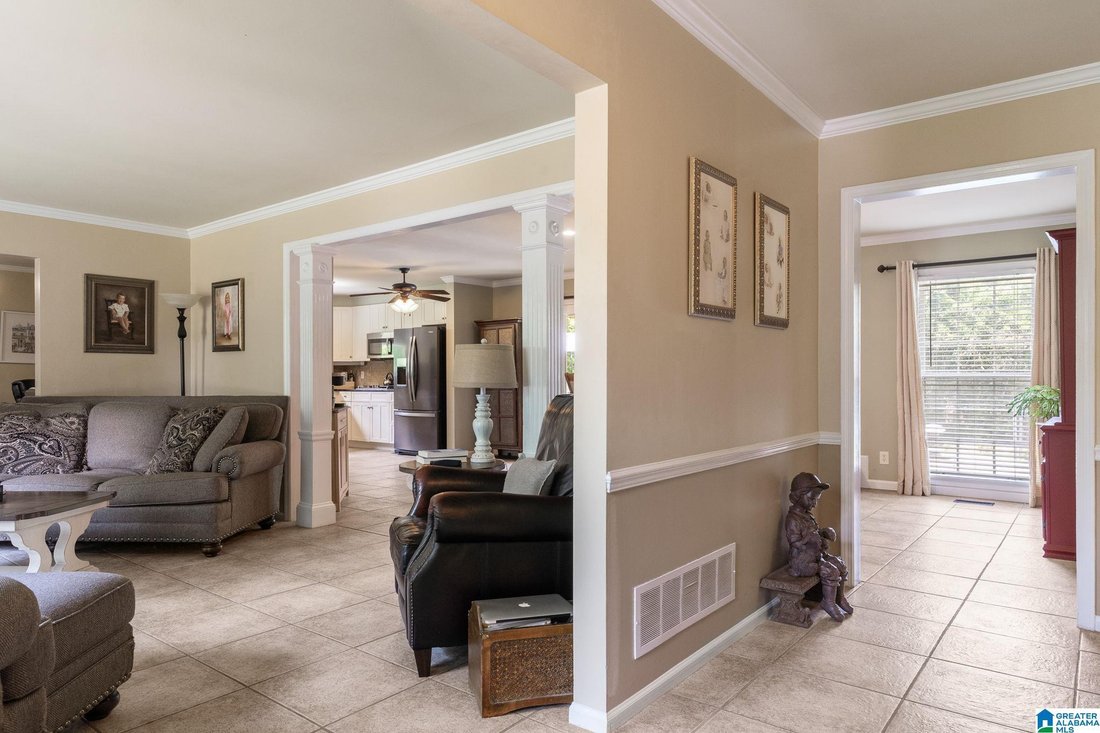 House in Mountain Brook, Alabama, United States 3 - 18401575
