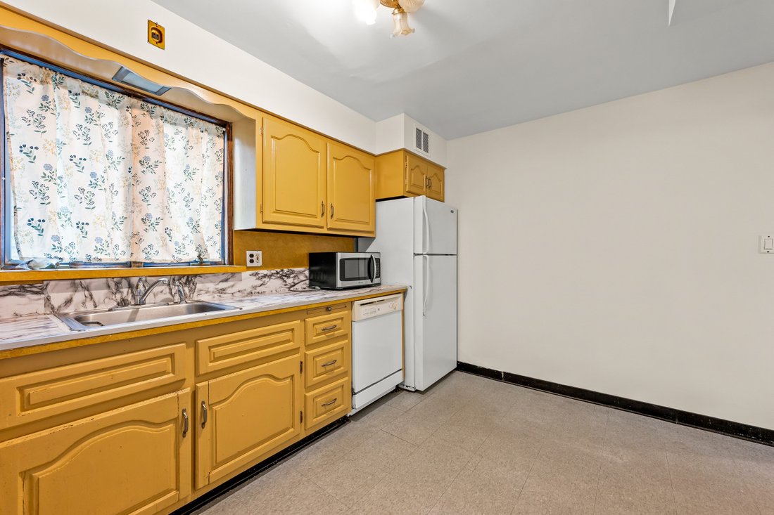 House in Port Washington, New York, United States 5 - 18327766