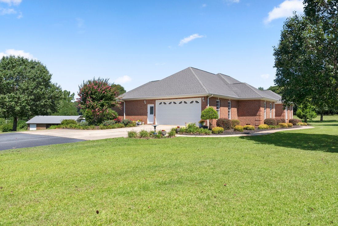 House in Hartwell, Georgia, United States 3 - 18402343