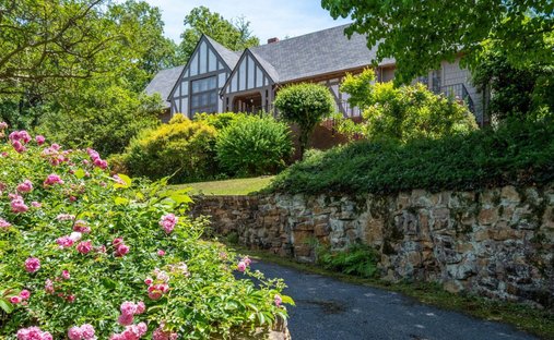 House in Anniston, Alabama, United States 1
