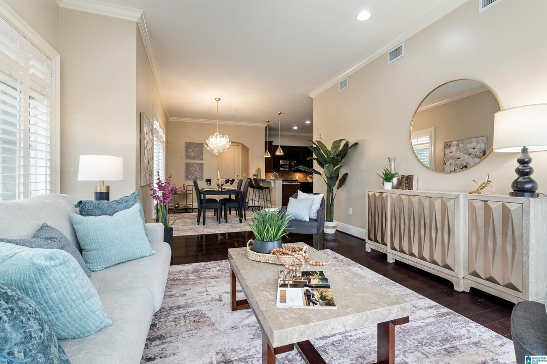 Condo in Homewood, Alabama, United States 2 - 18401385