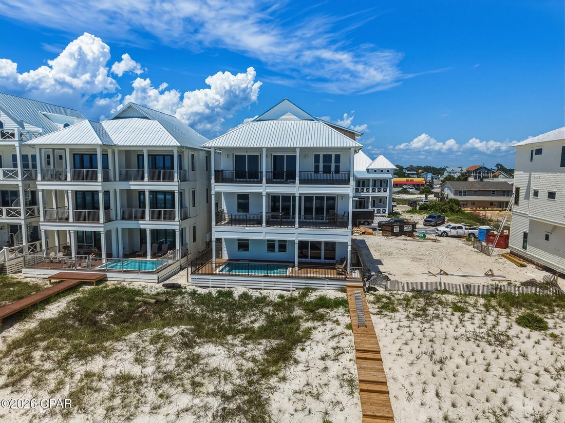Panama City Beach, Florida, United States 2 - 18406246