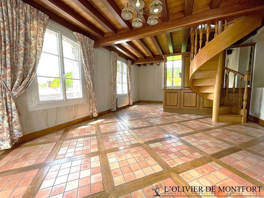 House in Saint-Léger-en-Yvelines, Ile-de-France, France 5 - 18404152