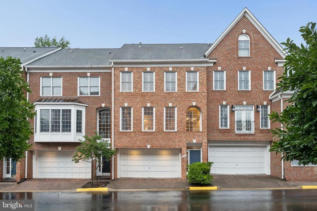 Casa en McLean, Virginia, Estados Unidos 1 - 18403848