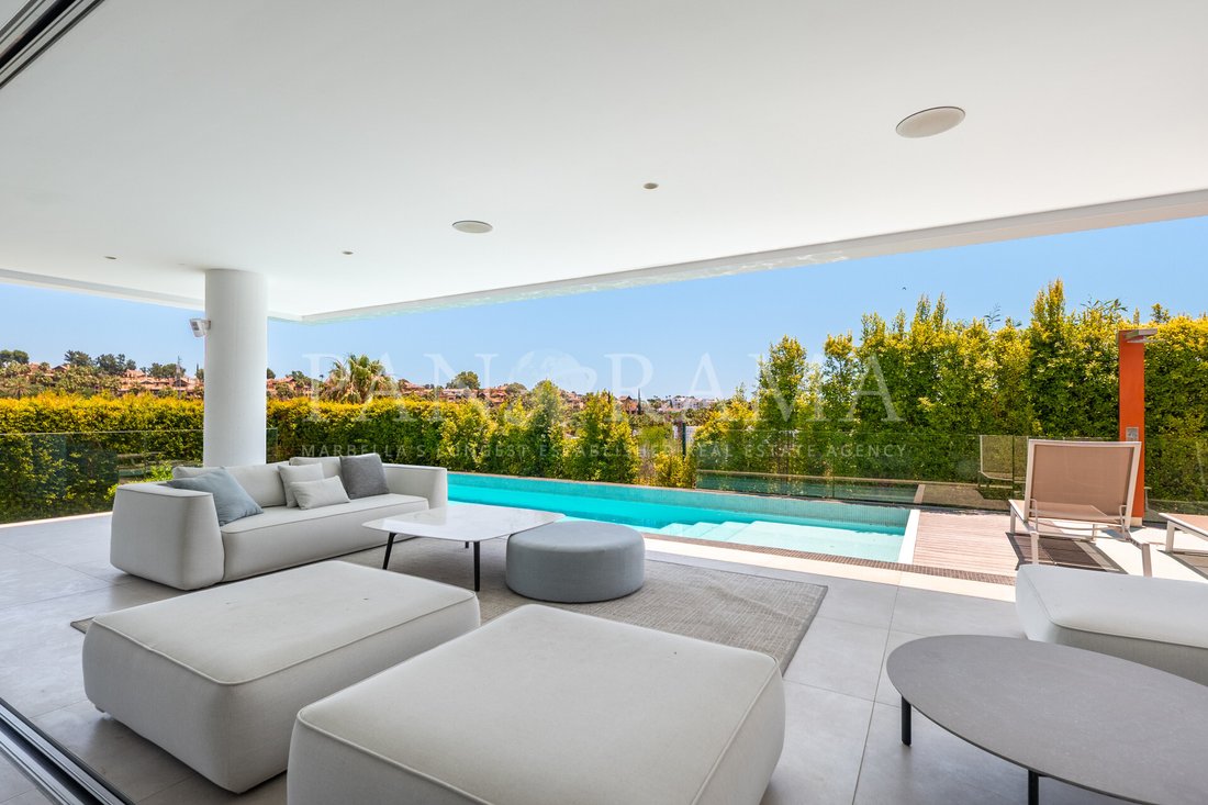 Villa in Estepona, Andalusia, Spain 1 - 18404584