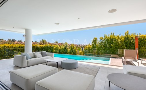 Villa in Estepona, Andalusia, Spain 1