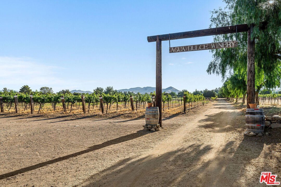 House in Santa Clarita, California, United States 5 - 18404990