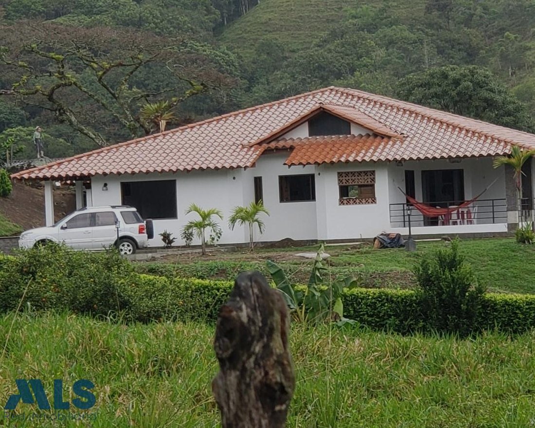 Finca in Barbosa, Antioquia, Colombia 3 - 18403690