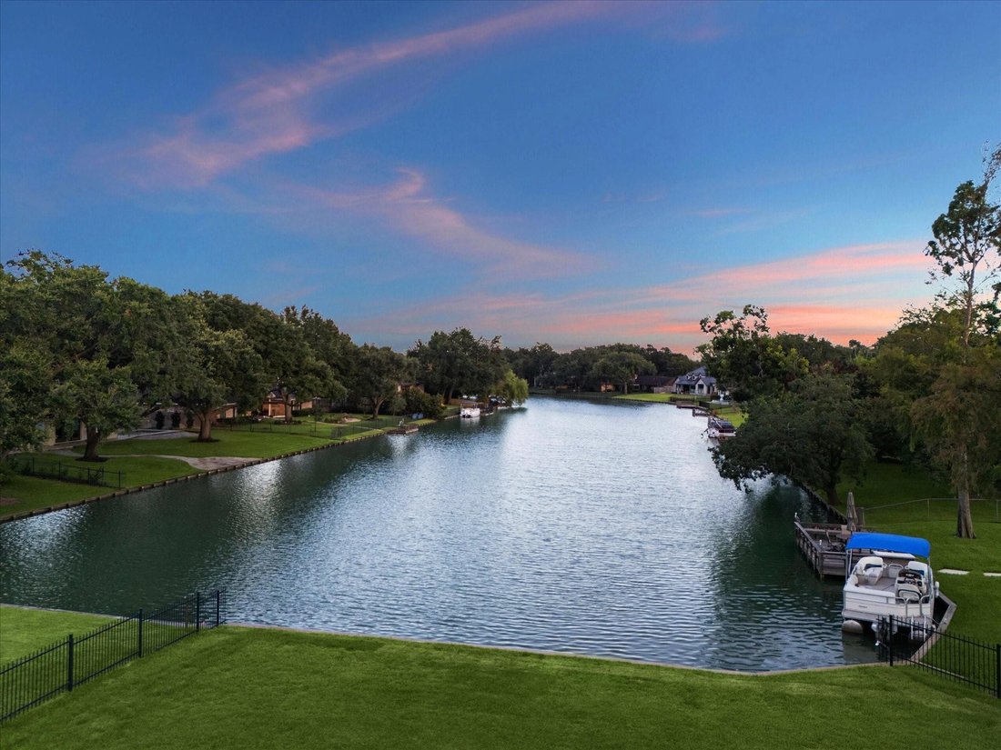House in Sugar Land, Texas, United States 2 - 18403555