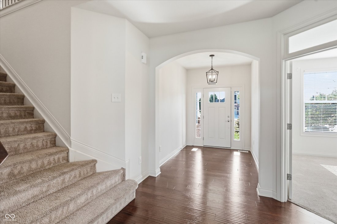 House in Zionsville, Indiana, United States 2 - 18404998
