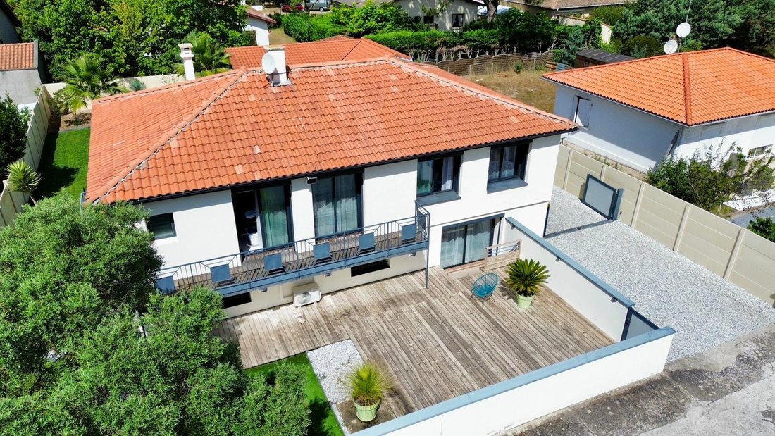 Villa in Biscarrosse, Nouvelle-Aquitaine, France 2 - 18405907