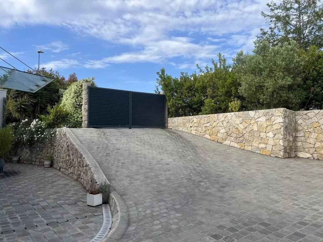 Villa in Val de Cagne-Colline Route de Vence, Cagnes-sur-Mer, France 5 - 18404702