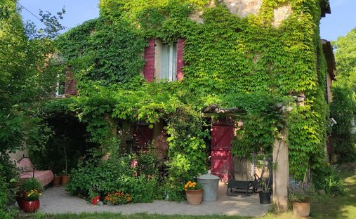 Villa in Villecroze, Provence-Alpes-Côte d'Azur, France 1