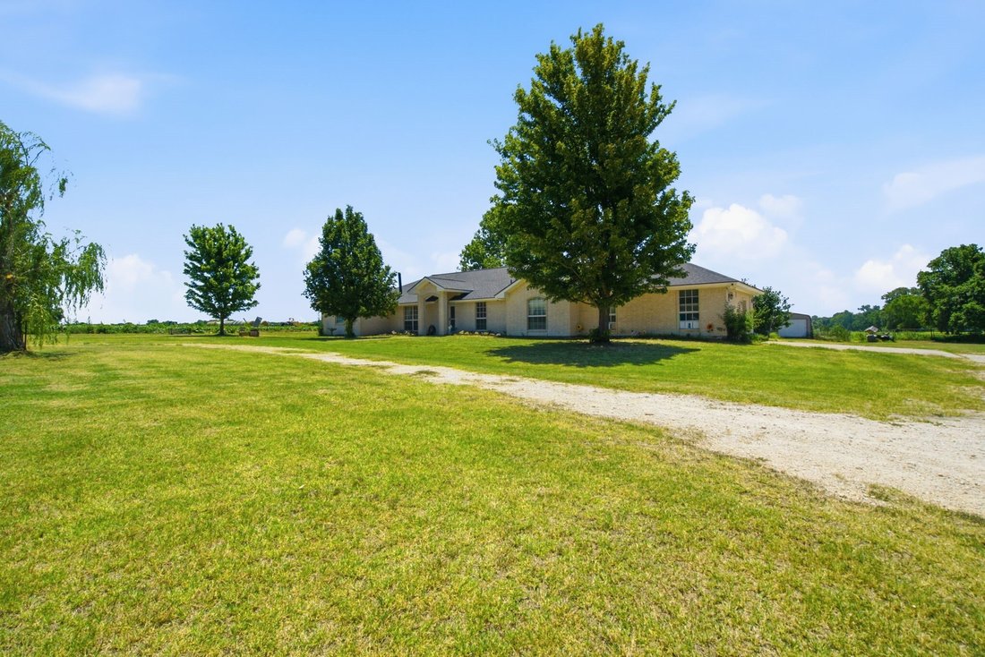 Farm Ranch in Stephenville, Texas, United States 2 - 18403957