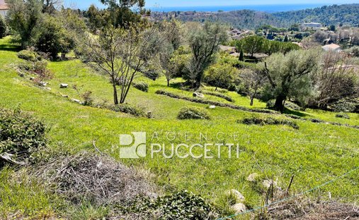 Land in Plan de Noves, Vence, France 1