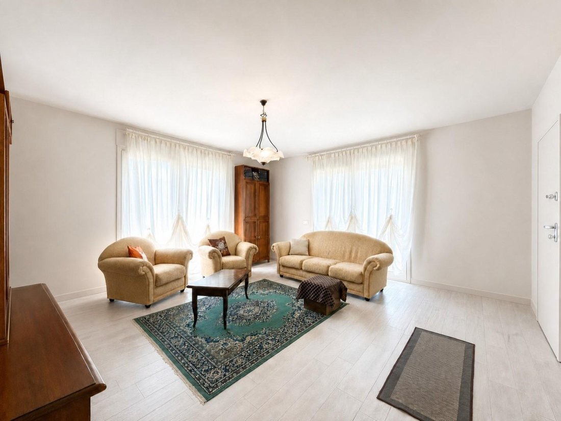 House in Saint Peter - Saint Cassian, Lucca, Italy 4 - 18402891