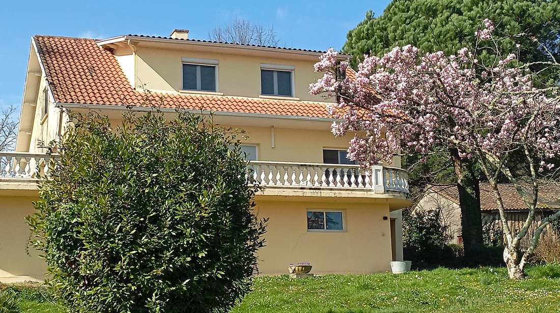 Villa in Seyches, Nouvelle-Aquitaine, France 3 - 18405632