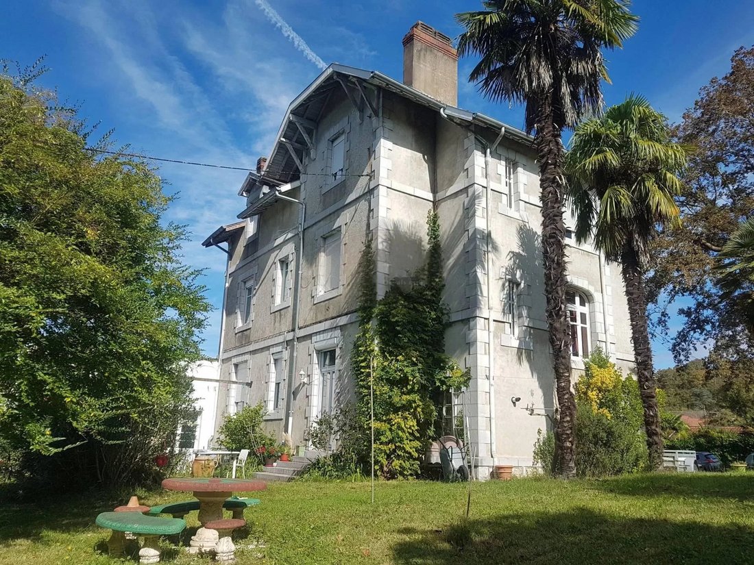 House in Salies-de-Bearn, Nouvelle-Aquitaine, France 1 - 18404717