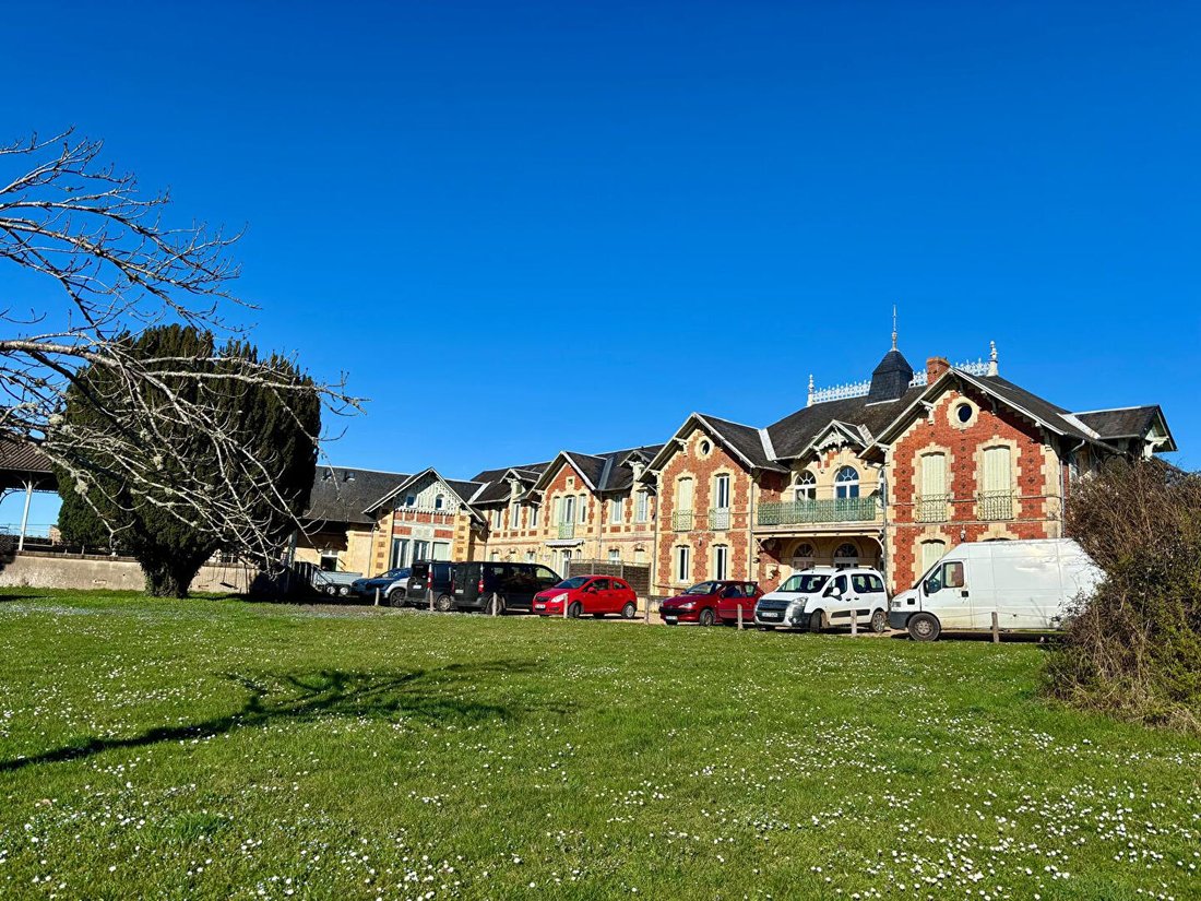 Saint Genest-La Butte, Nevers, France 1 - 18405768