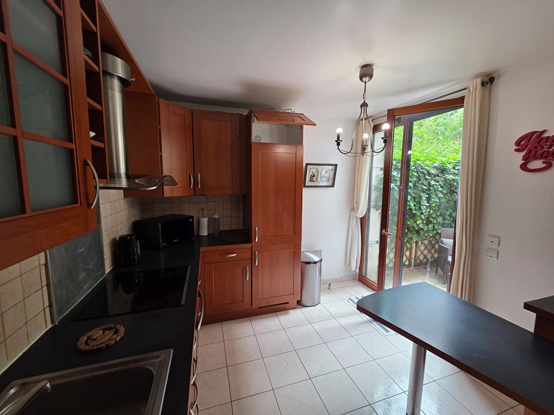 Apartment in Emeriau-Zola, Paris 15e Arrondissement, Paris 4 - 18406042