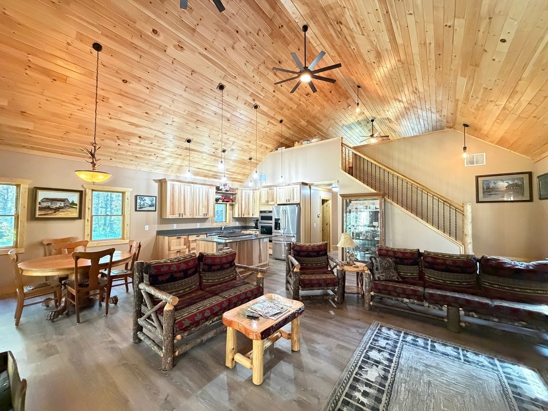 House in Mercer, Wisconsin, United States 5 - 18406535