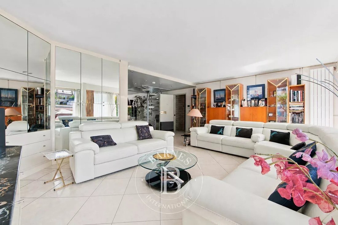 Apartment in Courcelles-Wagram, Paris 17e Arrondissement, Paris 3 - 18405175