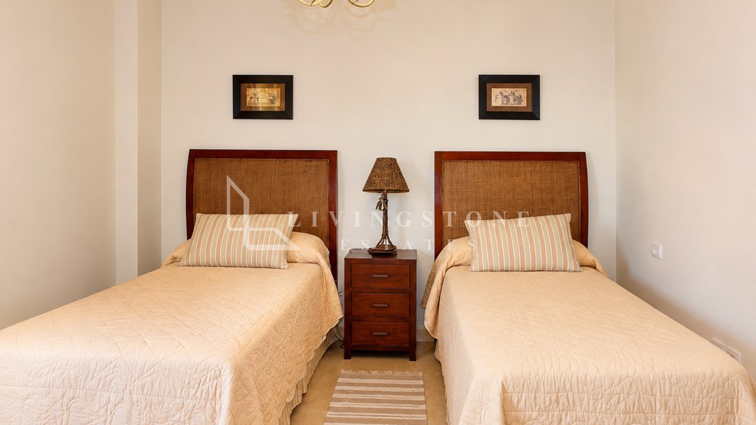Apartment in Estepona, Andalusia, Spain 5 - 18403148