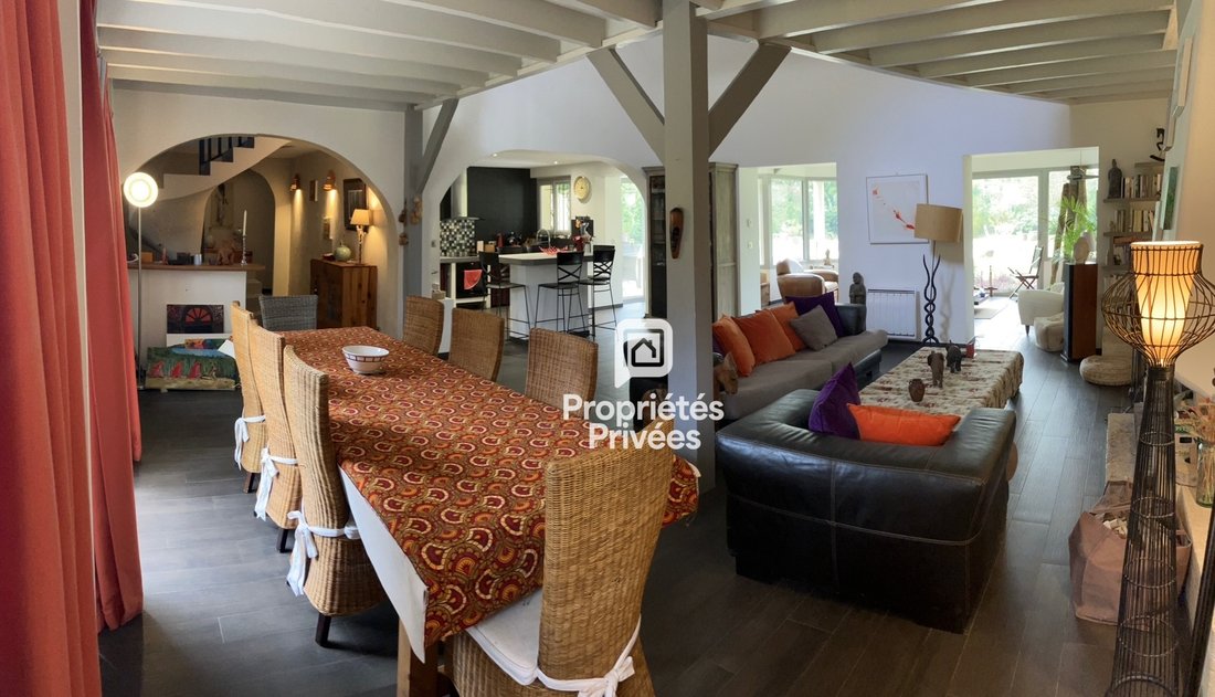 Villa in Saint-Remy-l'Honore, Ile-de-France, France 3 - 18405842