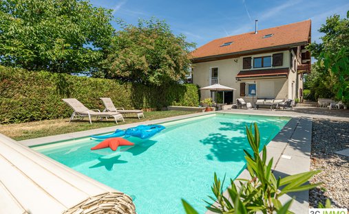 House in Villaz, Auvergne-Rhône-Alpes, France 1