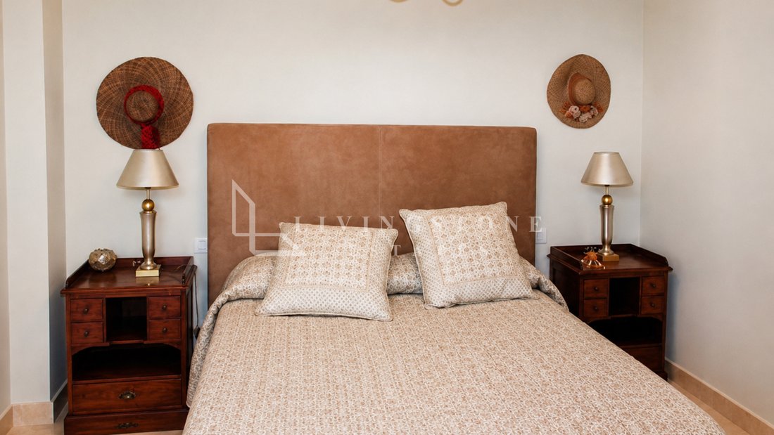 Apartment in Estepona, Andalusia, Spain 4 - 18403148