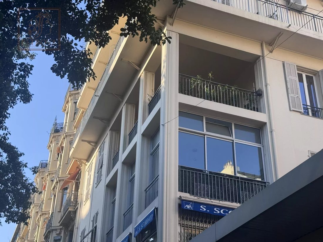 Apartment in Liberation, Nice, France 2 - 18405031