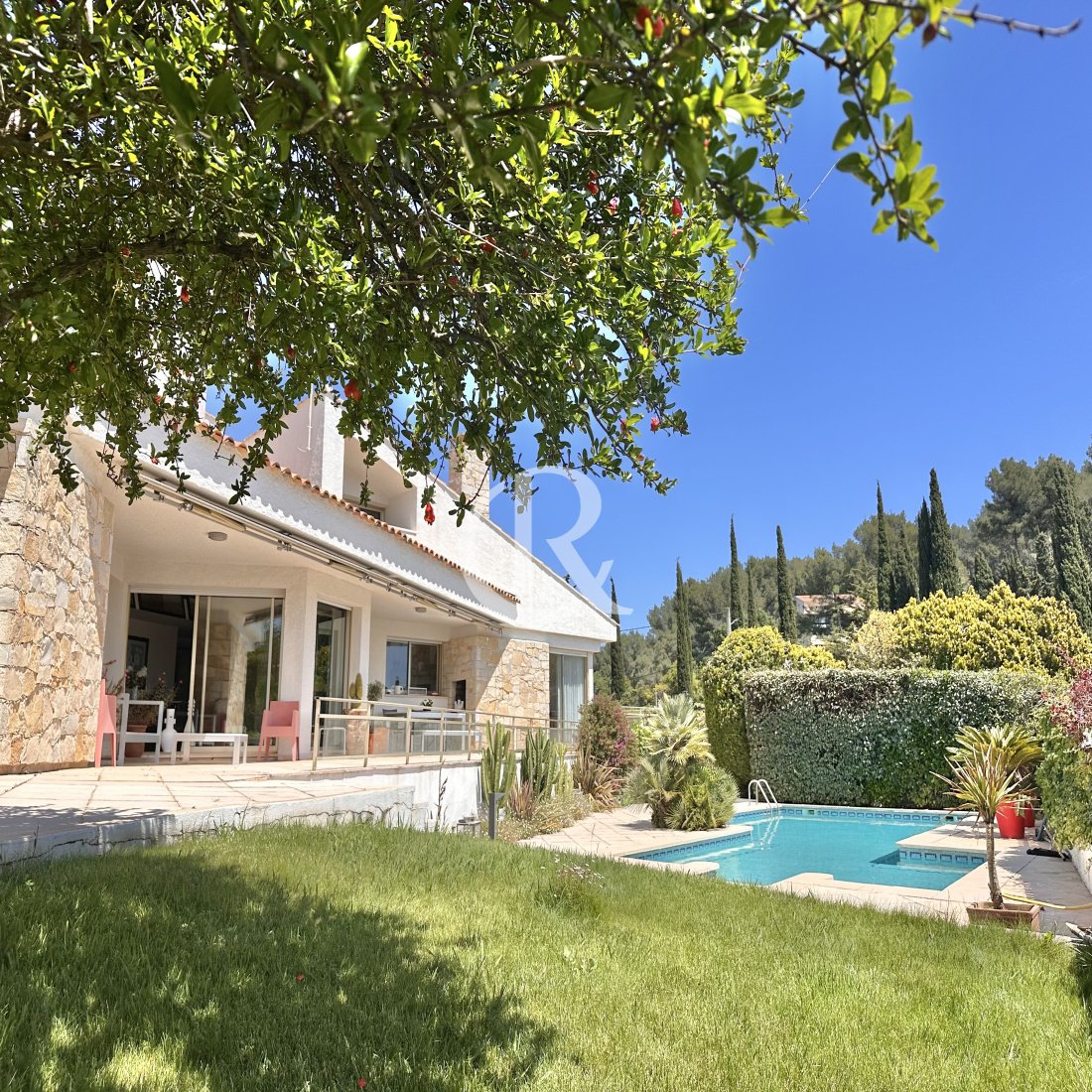 Villa in Centre Ville, Carqueiranne, France 2 - 18403756