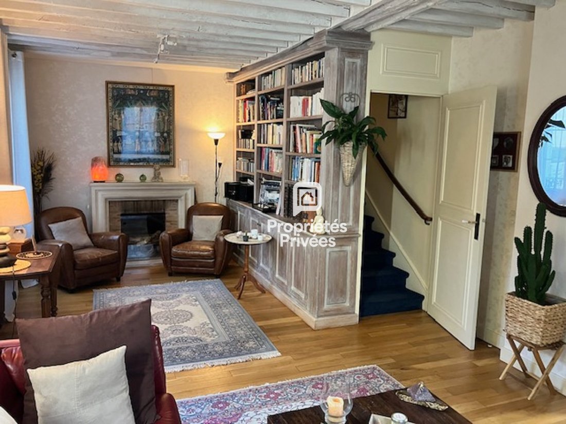 Villa in Montfort-l'Amaury, Ile-de-France, France 2 - 18405783