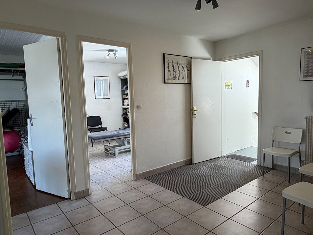 Villa in Vitry-sur-Seine, Ile-de-France, France 3 - 18405957