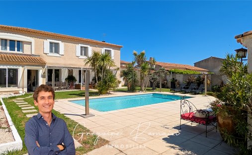 Villa in Étang de l'Olivier-Domaine de Sulauze, Istres, France 1