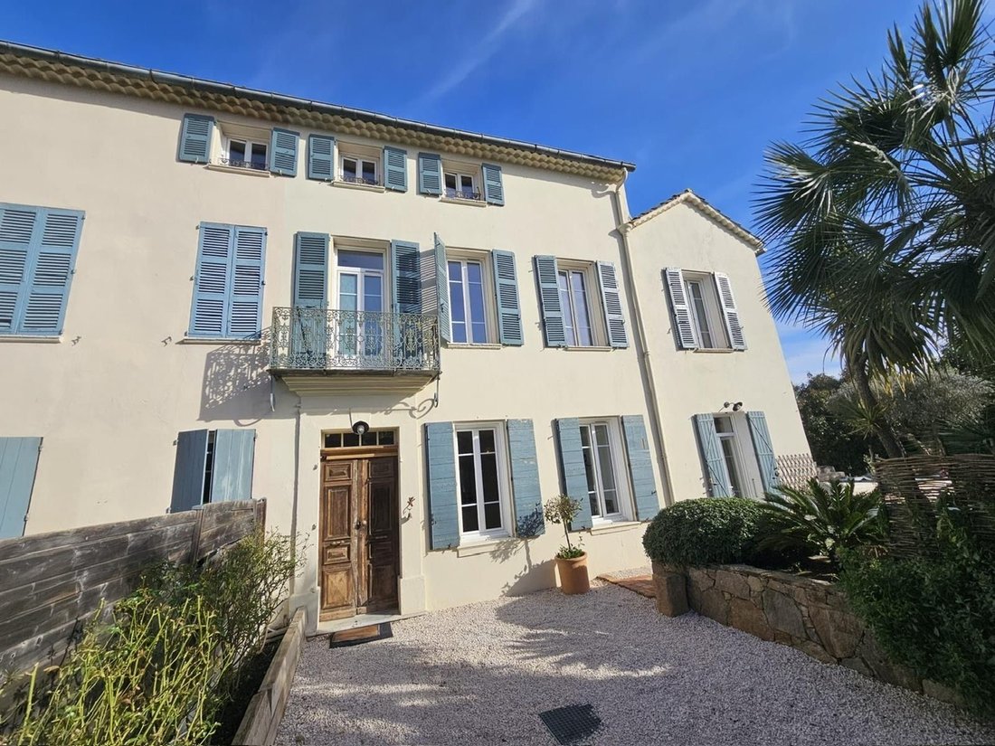 Villa in Ouest, Cogolin, France 1 - 18405490