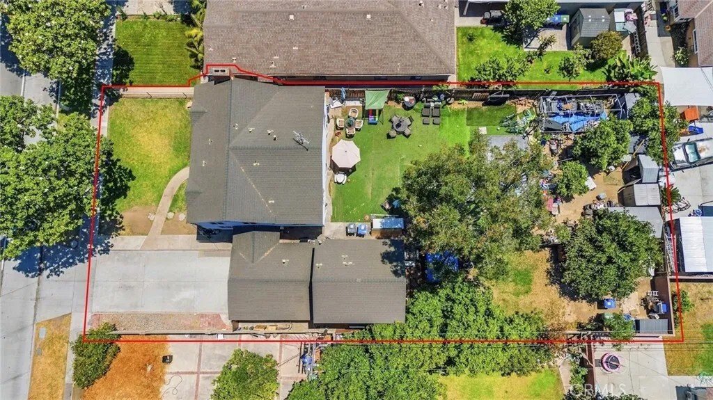 Santa Ana, California, United States 4 - 18301631
