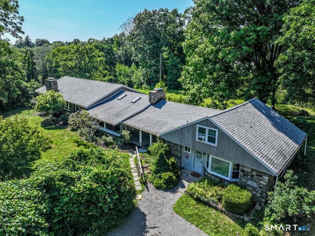 House in Brookfield, Connecticut, United States 1 - 18386445