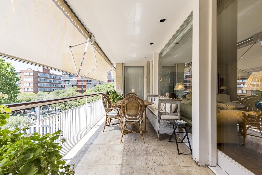 Apartment in Sarrià-Sant Gervasi, Barcelona, Spain 1 - 18403363