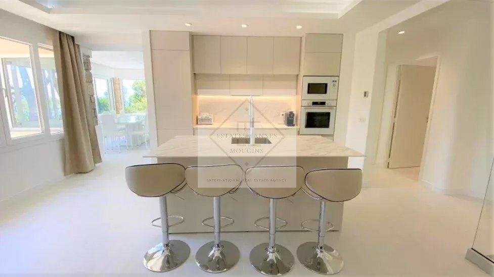 Villa in Mougins, Provence-Alpes-Côte d'Azur, France 3 - 18405027