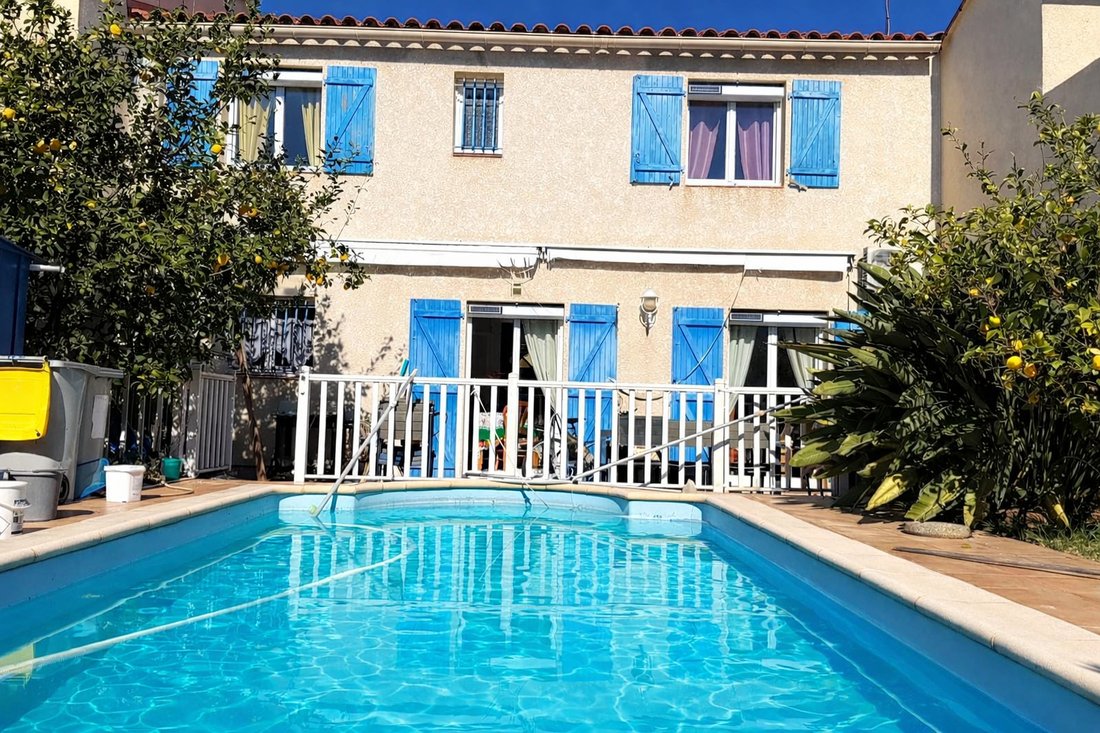 Villa in Saint-Cyprien, Occitania, France 1 - 18405530