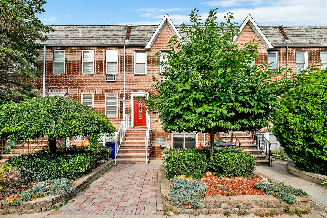 House in New York, New York, United States 2 - 18404364