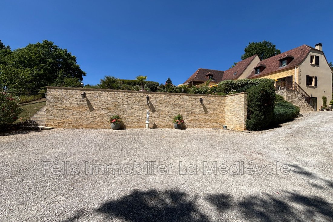 Villa in Sarlat-la-Canéda, Nouvelle-Aquitaine, France 3 - 18363988