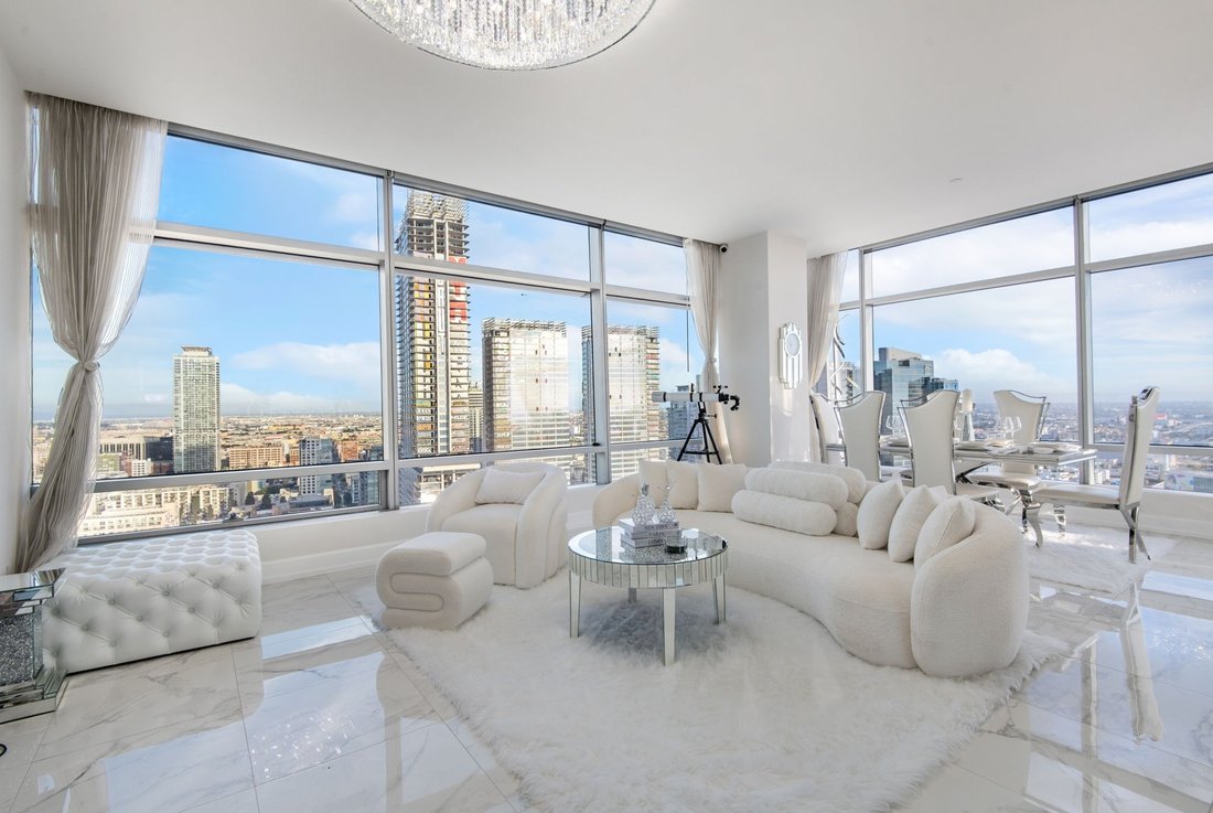 Appartement à Los Angeles, Californie, États-Unis 1 - 18404875