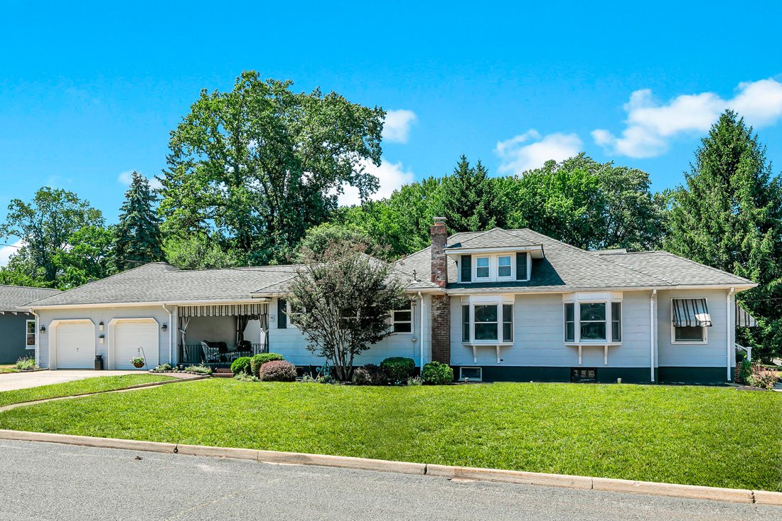 House in Little Silver, New Jersey, United States 1 - 18402595