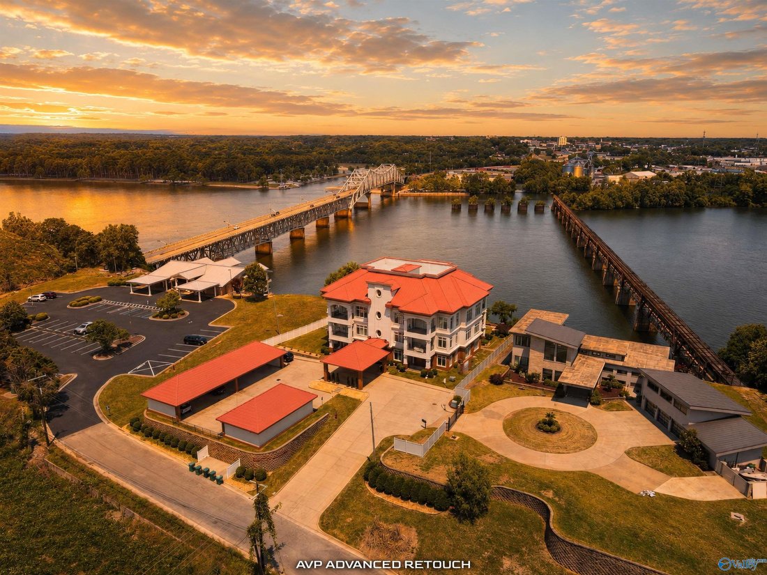 Condo in Sheffield, Alabama, United States 1 - 18402726